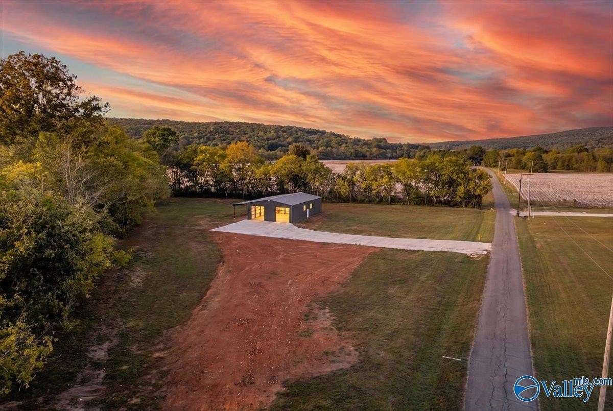 2.75 Acres of Residential Land for Sale in New Market, Alabama