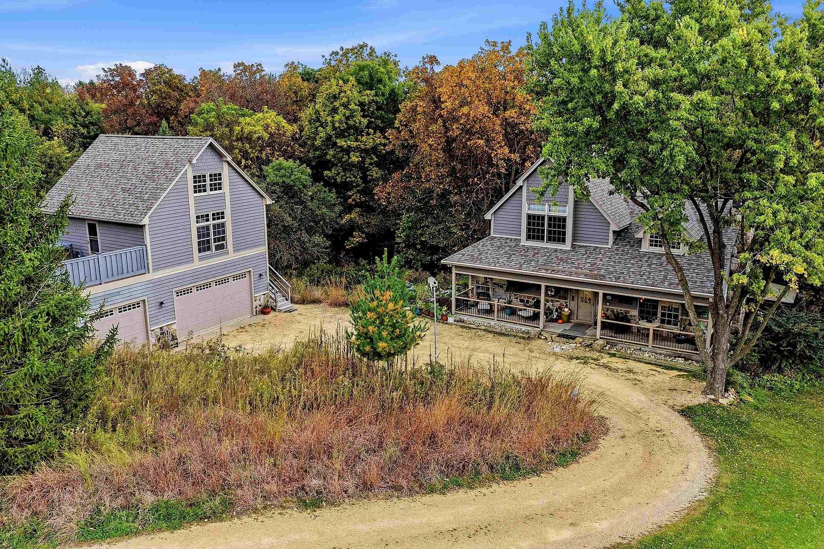 1.5 Acres of Land with Home for Sale in Galena, Illinois