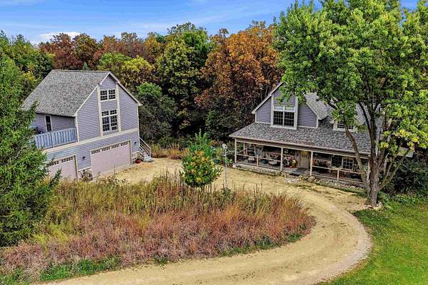 1.5 Acres of Land with Home for Sale in Galena, Illinois