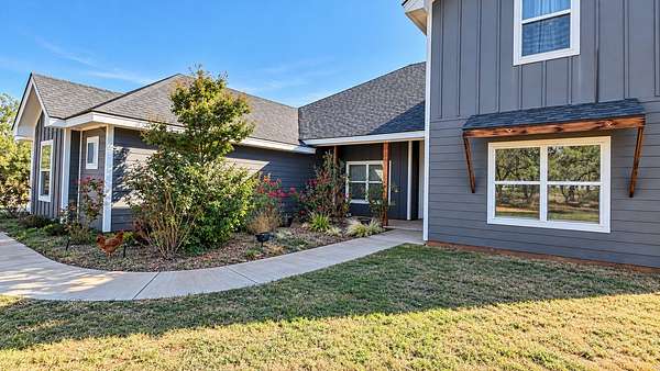 2 Acres of Land with Home for Lease in Abilene, Texas