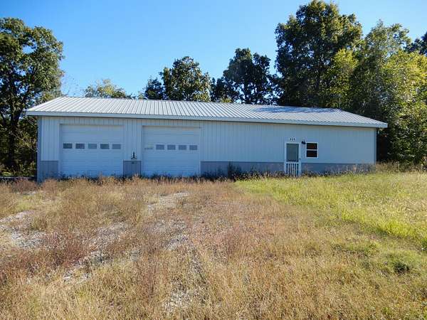 2 Acres of Land with Home for Sale in Princeton, Kentucky