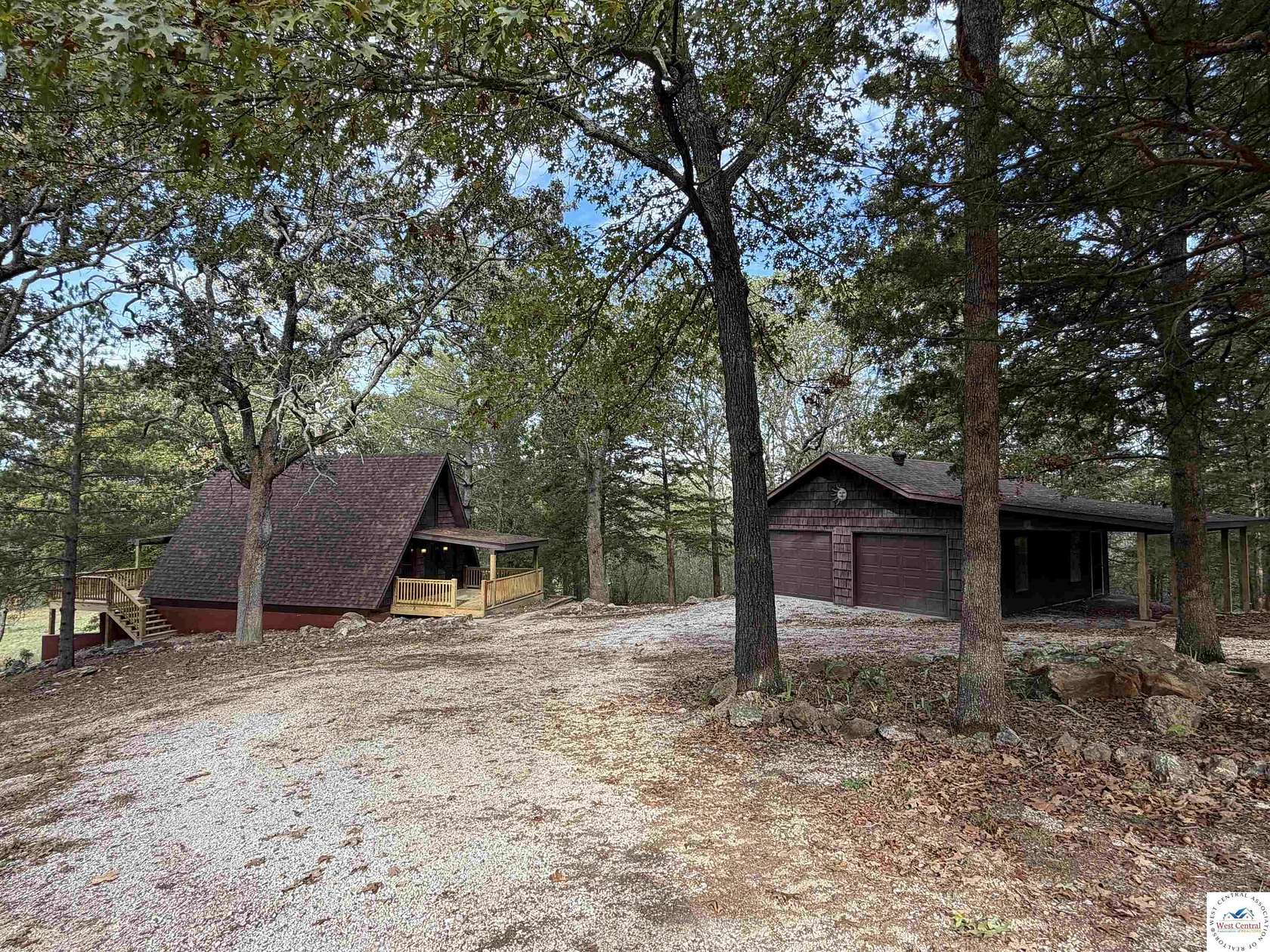 4.5 Acres of Land with Home for Sale in Warsaw, Missouri