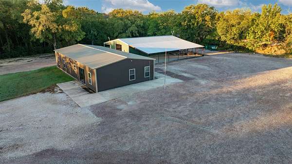 2.19 Acres of Commercial Land for Lease in Collinsville, Texas