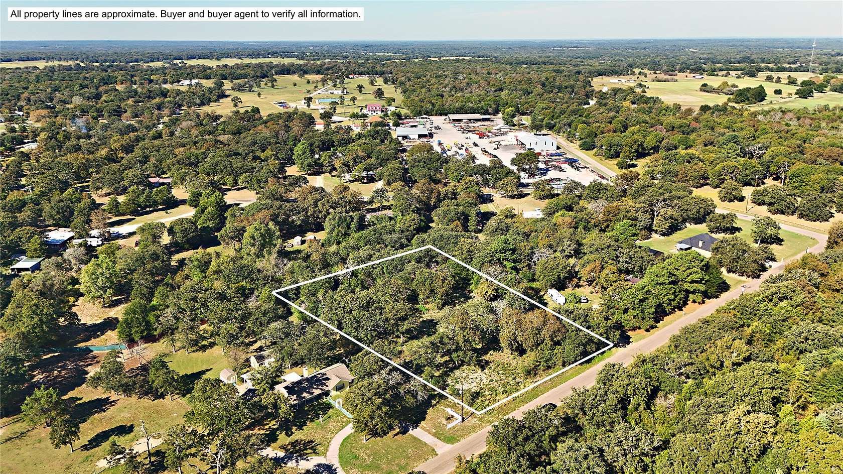 1.24 Acres of Commercial Land for Sale in Fairfield, Texas