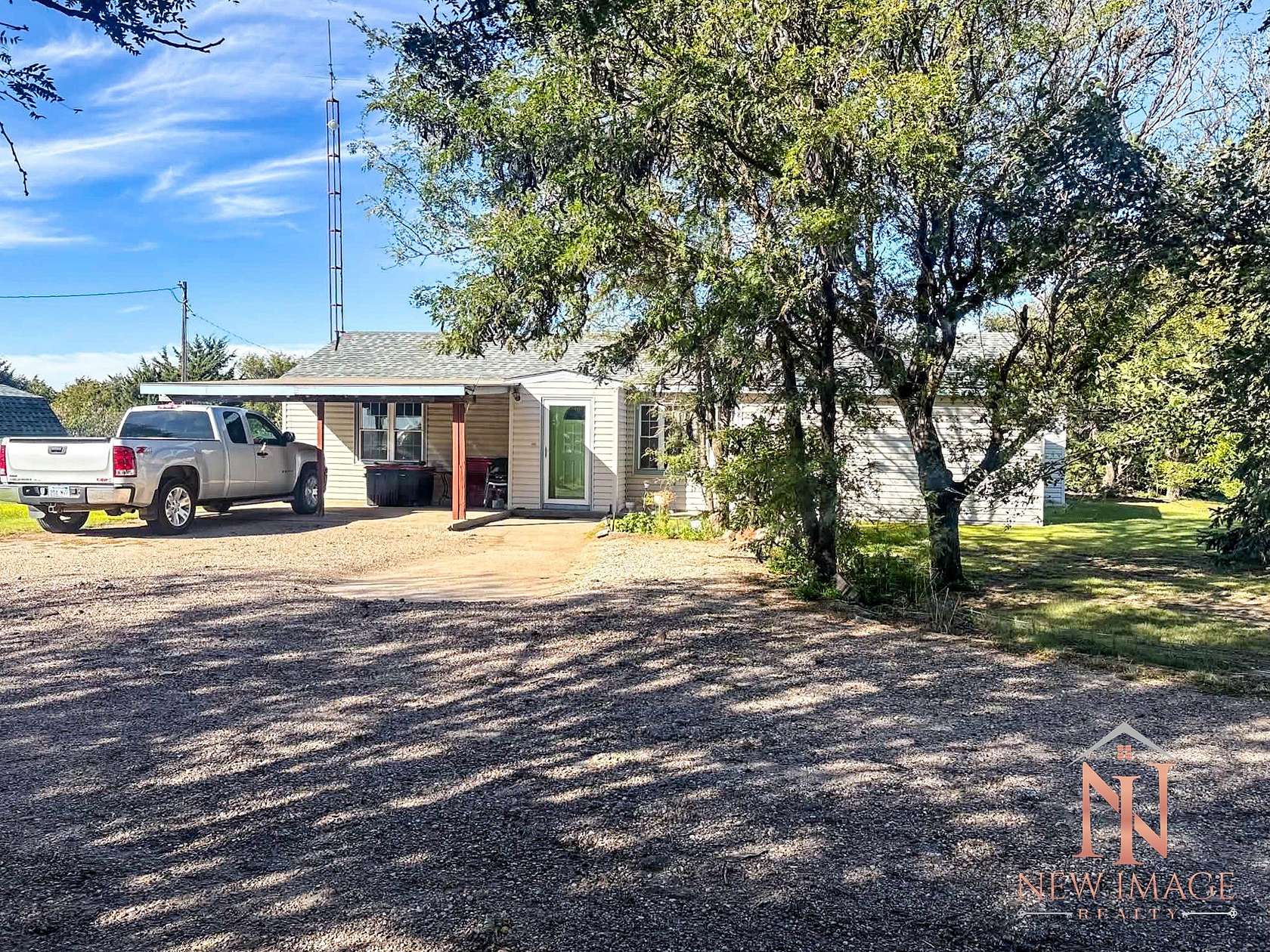 13.5 Acres of Land with Home for Sale in Scott City, Kansas