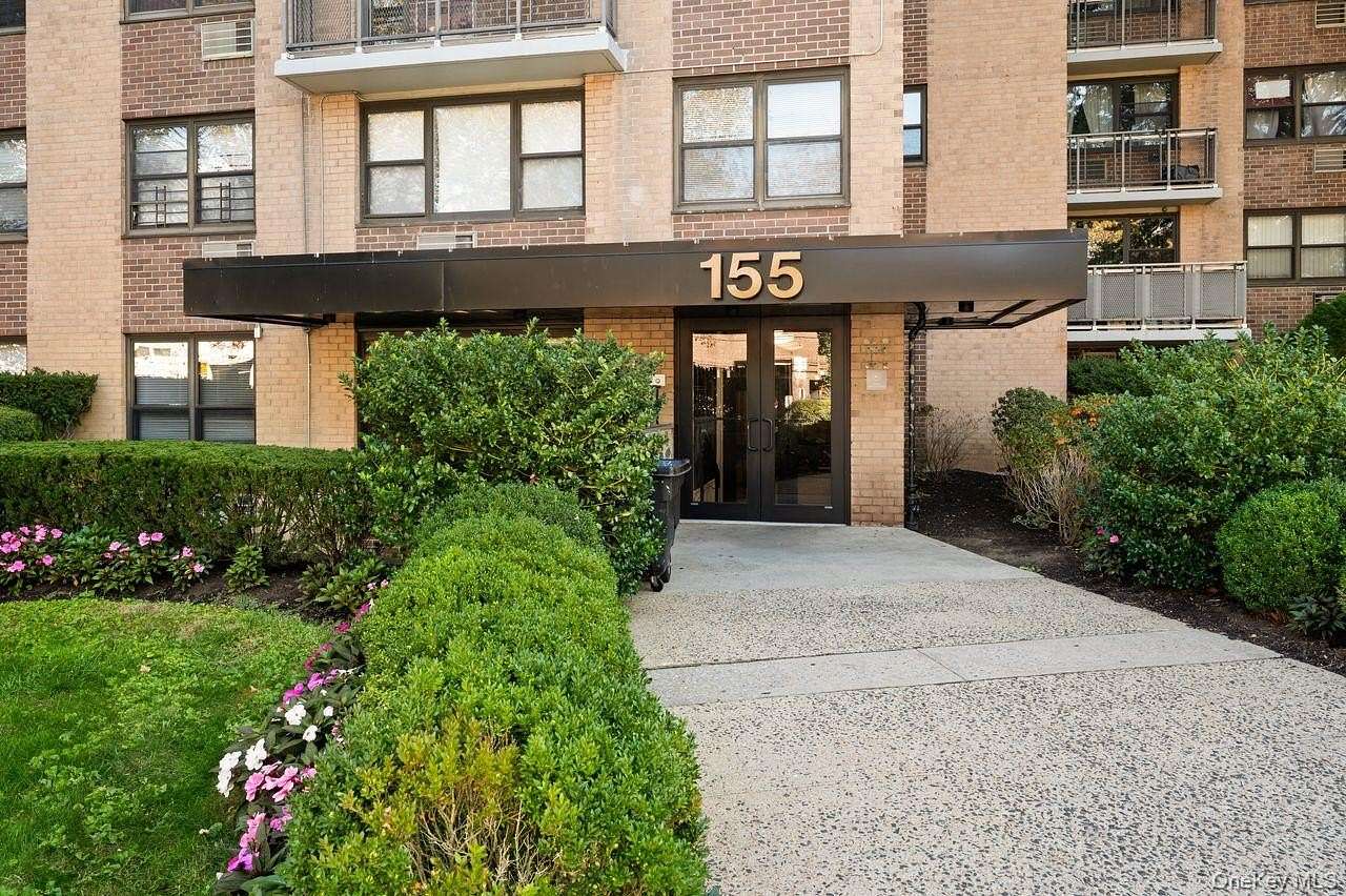 2.59 Acres of Land with Home for Sale in White Plains, New York