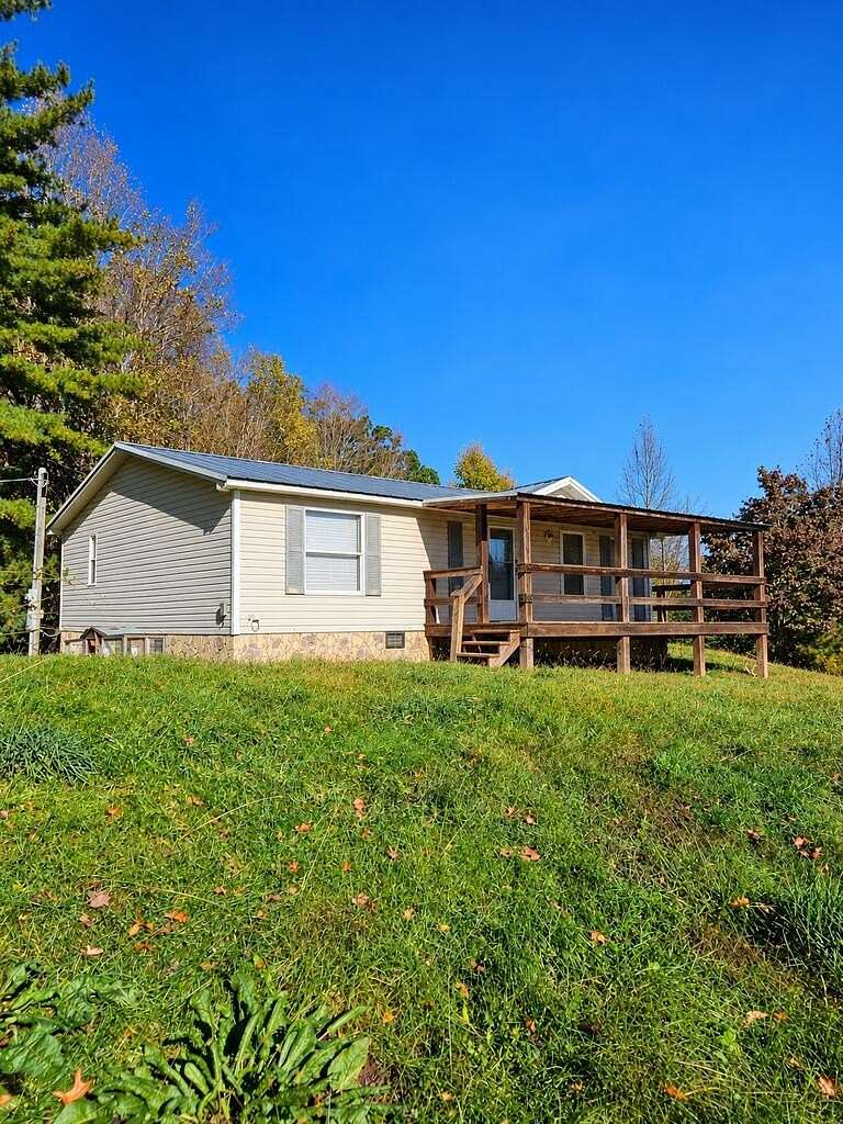 4.18 Acres of Land with Home for Sale in Troutdale, Virginia