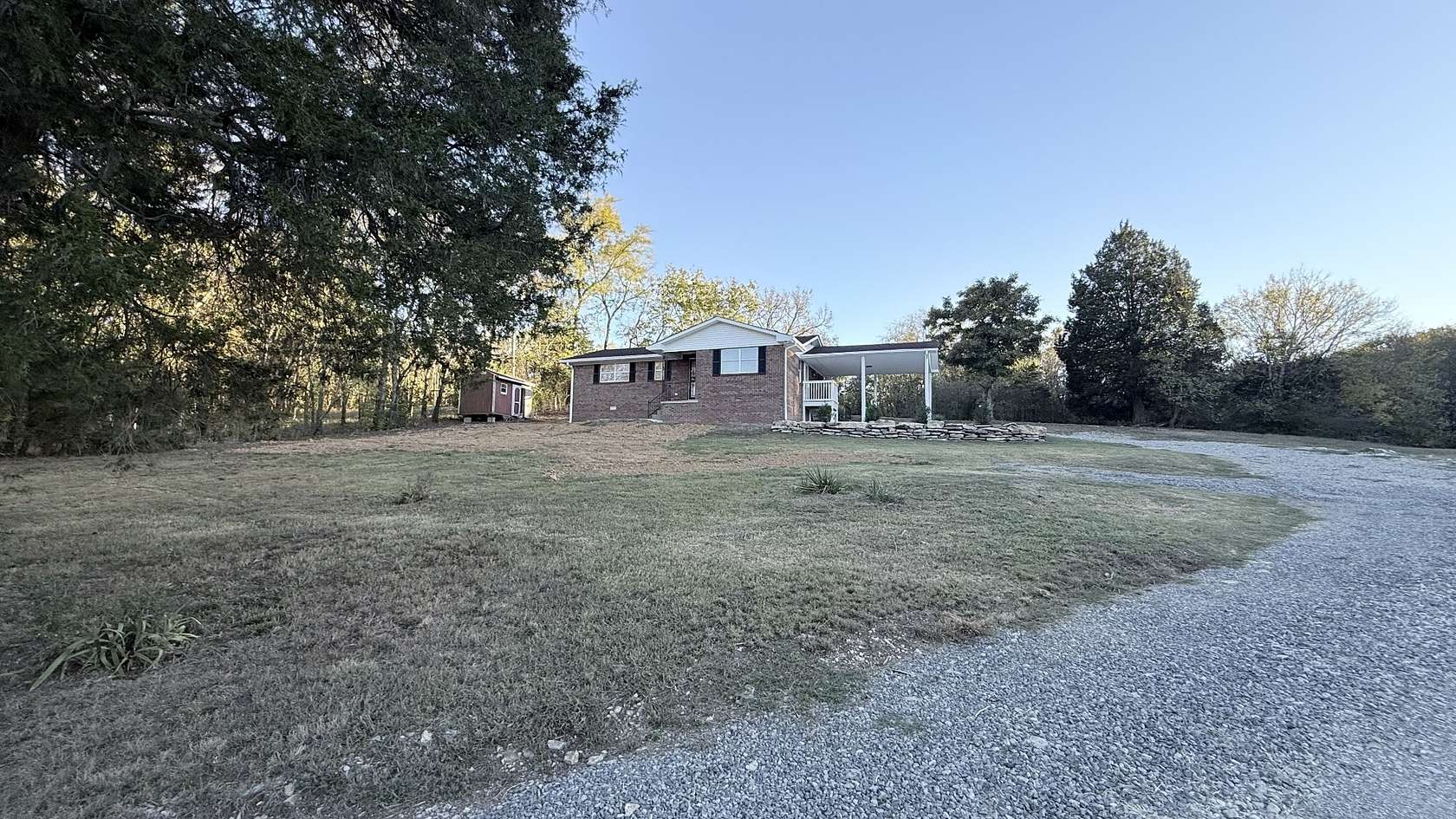 1.5 Acres of Land with Home for Sale in Castalian Springs, Tennessee