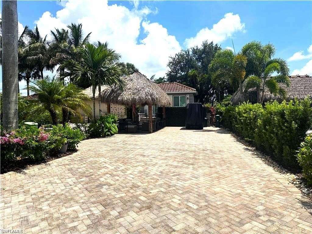 0.07 Acres of Land for Sale in Naples, Florida