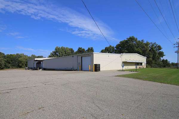 3 Acres of Improved Commercial Land for Sale in Battle Creek, Michigan