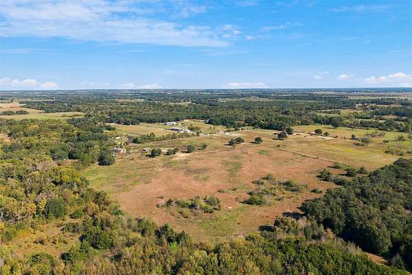 22.7 Acres of Land with Home for Sale in Elm Mott, Texas