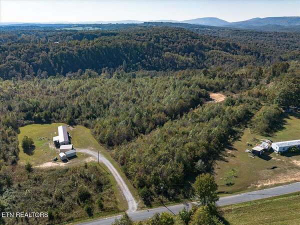 15 Acres of Agricultural Land for Sale in Grandview, Tennessee