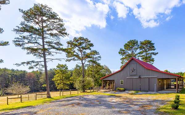 10 Acres of Land with Home for Sale in Graysville, Tennessee