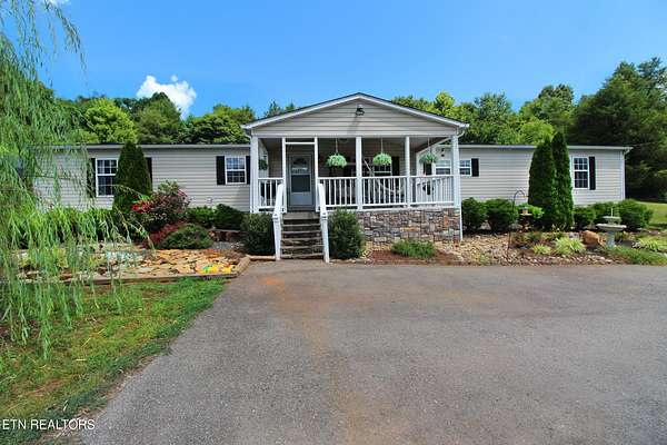 1.84 Acres of Land with Home for Sale in Lenoir City, Tennessee