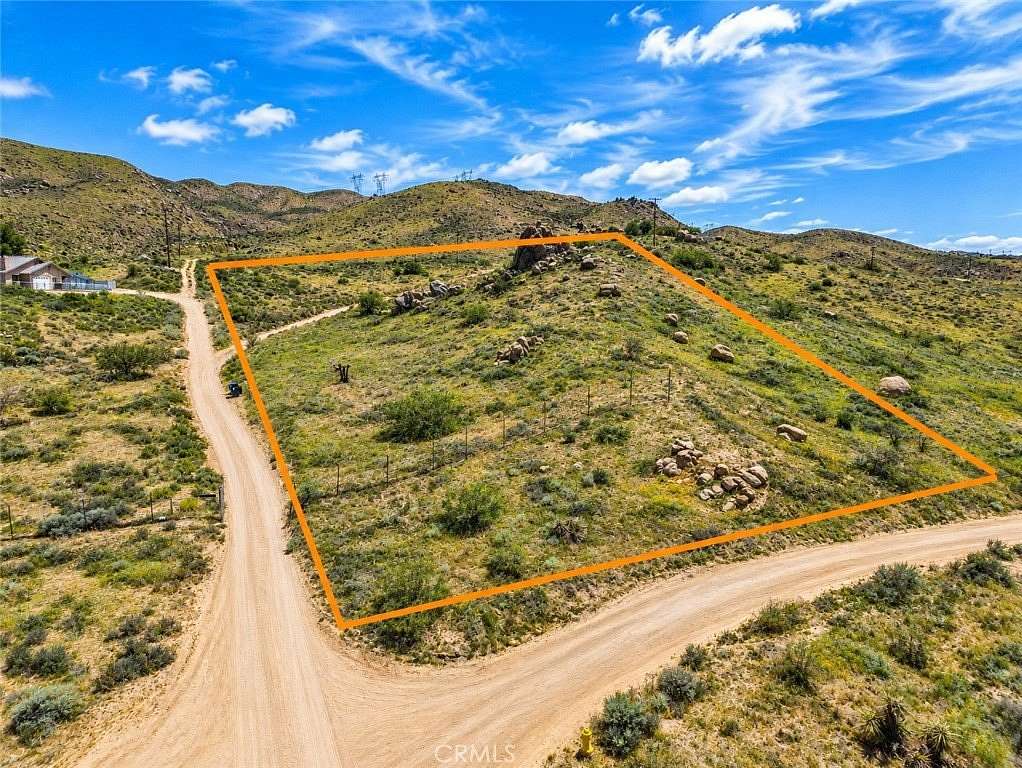 5 Acres of Residential Land for Sale in Apple Valley, California