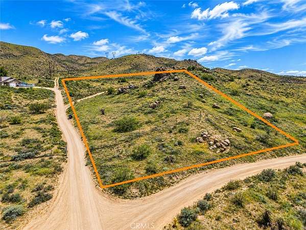 5 Acres of Residential Land for Sale in Apple Valley, California
