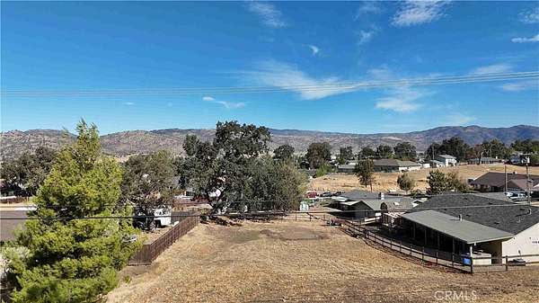 0.3 Acres of Residential Land for Sale in Stallion Springs, California