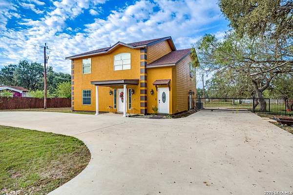 10 Acres of Agricultural Land for Sale in San Antonio, Texas