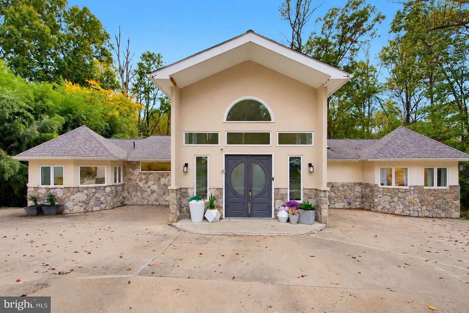 5 Acres of Land with Home for Sale in Great Falls, Virginia