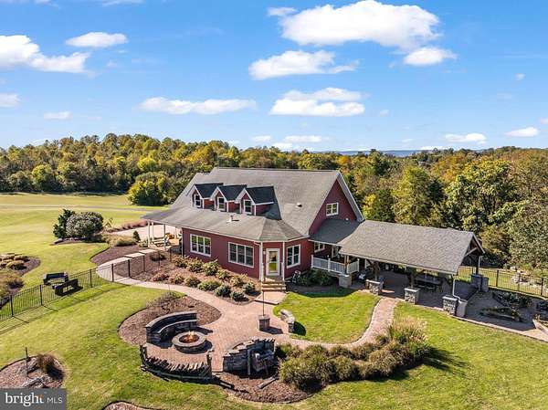 10.6 Acres of Land with Home for Sale in Edinburg, Virginia