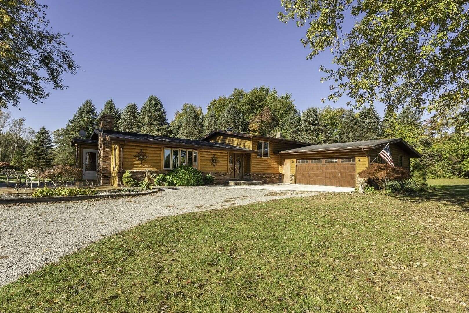 5.9 Acres of Land with Home for Sale in Petersburg, Michigan