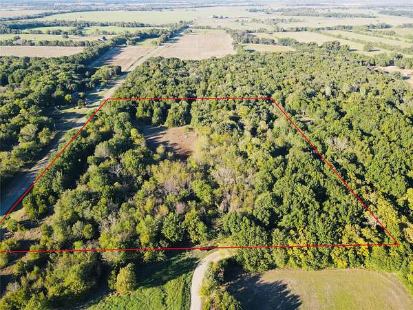 15 Acres of Recreational & Residential Land for Sale in Ivanhoe, Texas