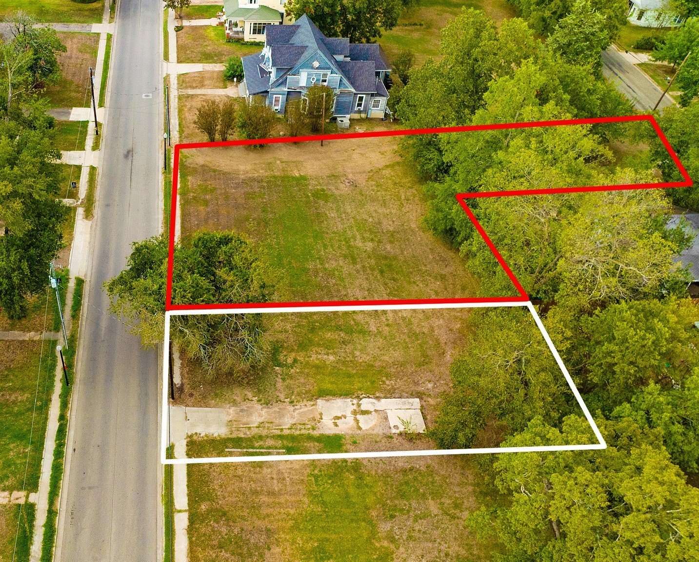 0.25 Acres of Residential Land for Sale in Paris, Texas