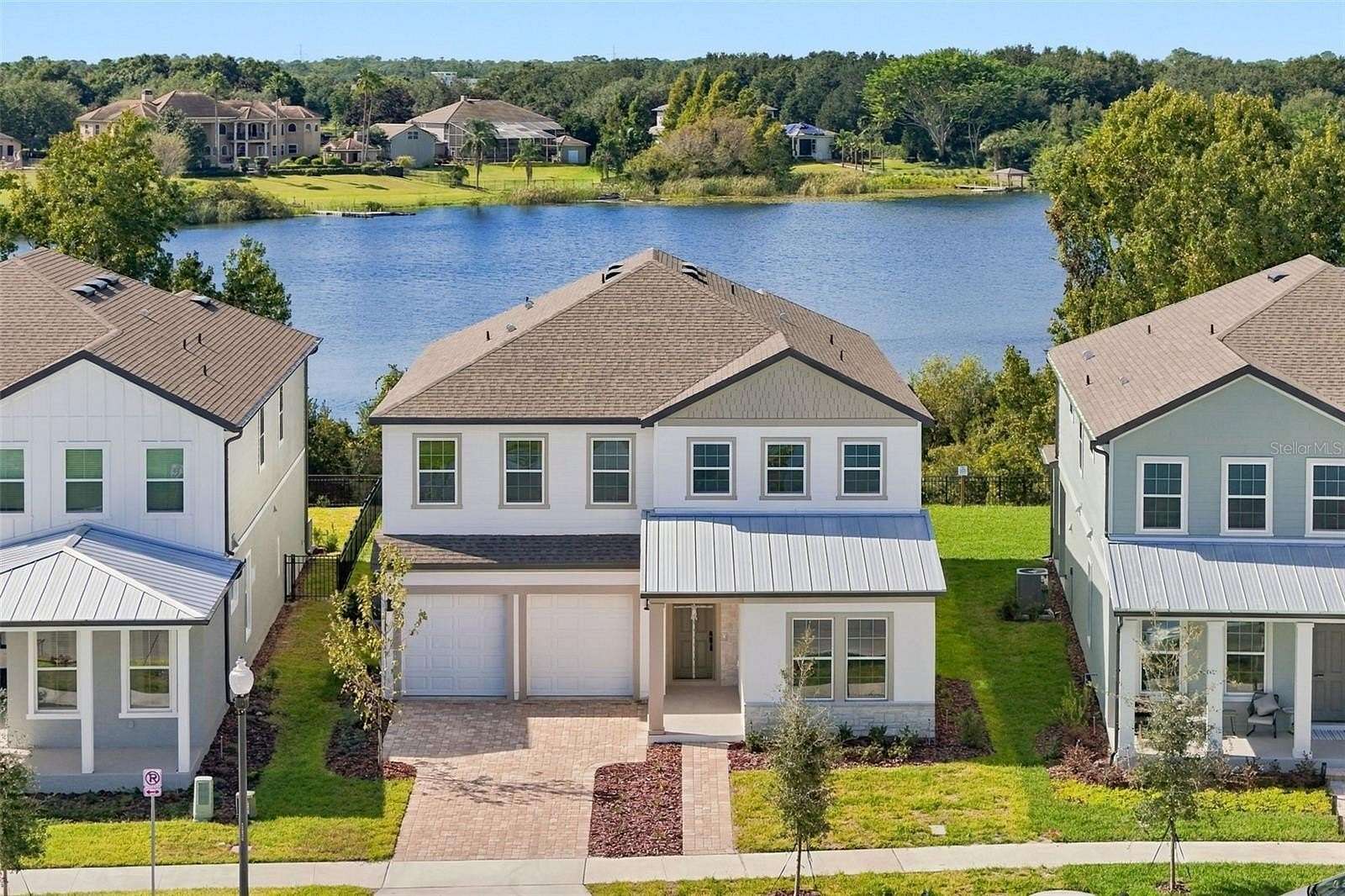 1.7 Acres of Land with Home for Sale in Windermere, Florida