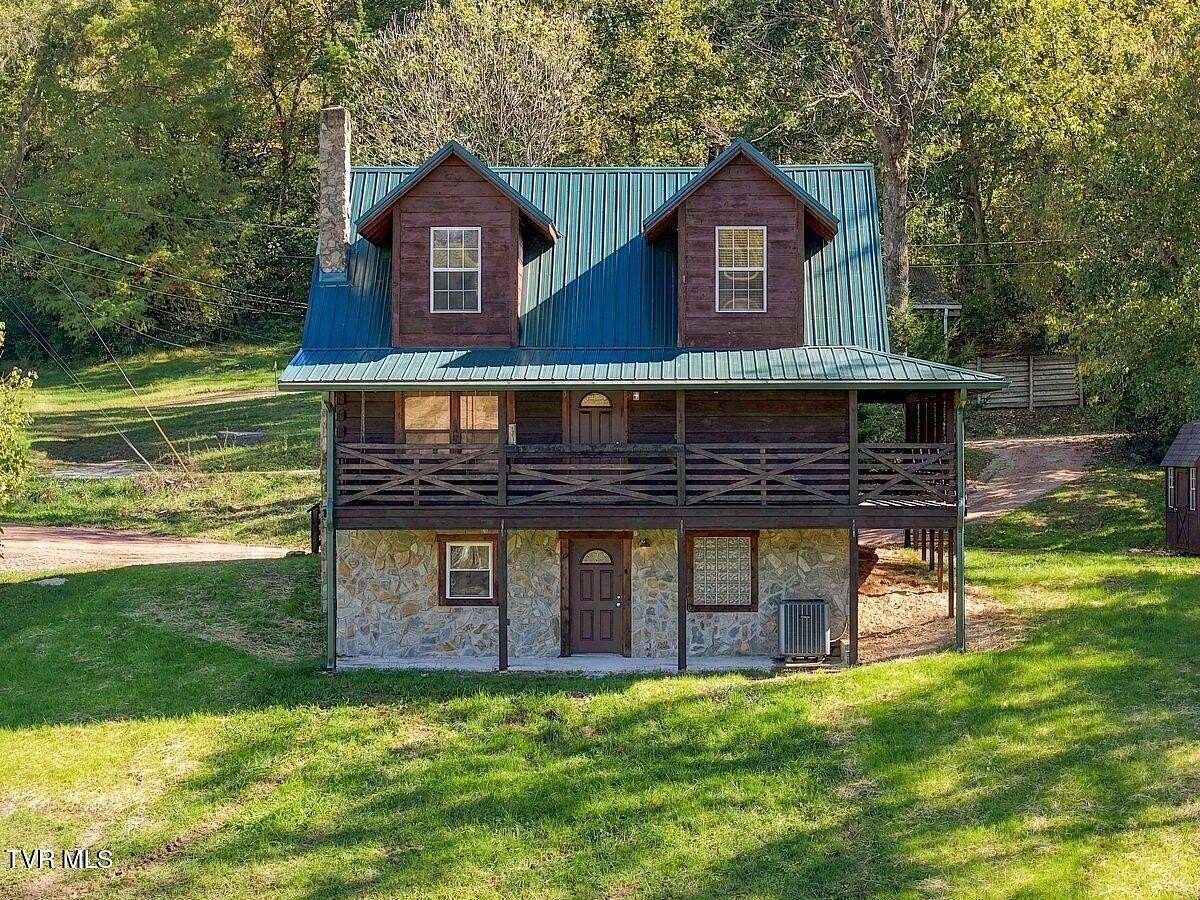 1.57 Acres of Land with Home for Sale in Greeneville, Tennessee