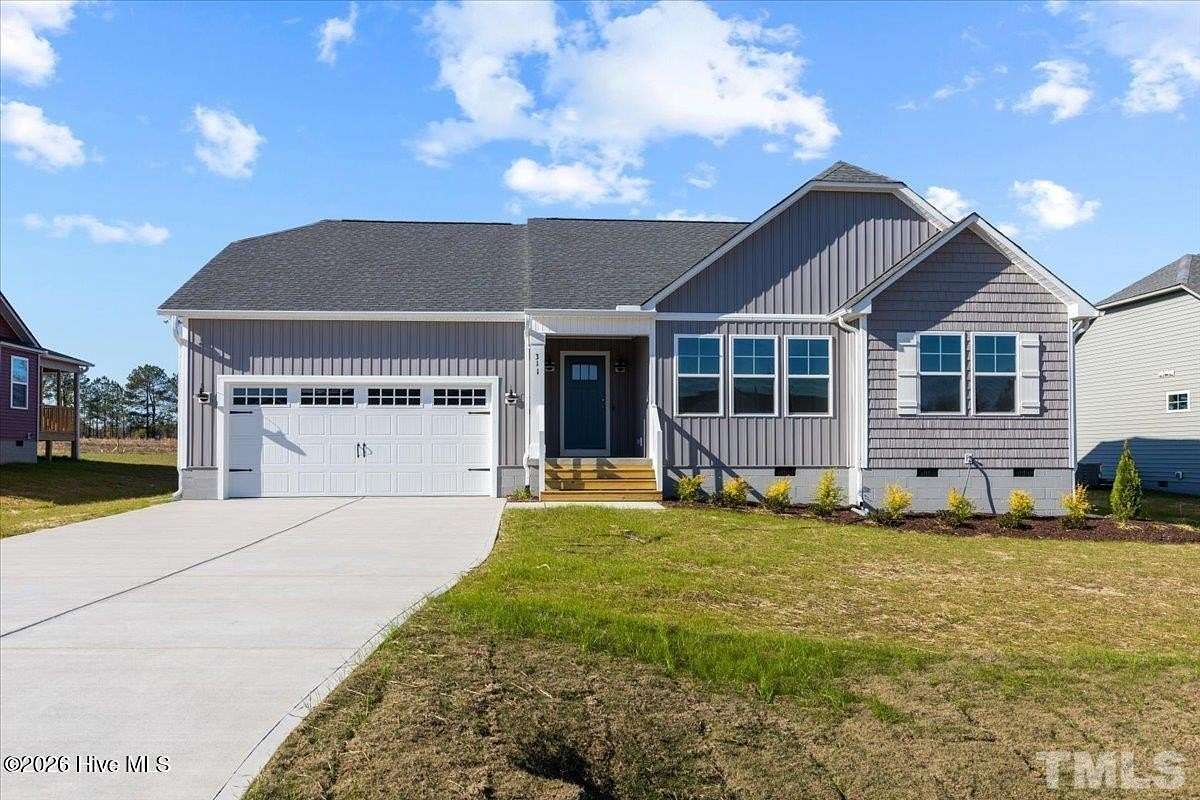 4.63 Acres of Land with Home for Sale in Rose Hill, North Carolina