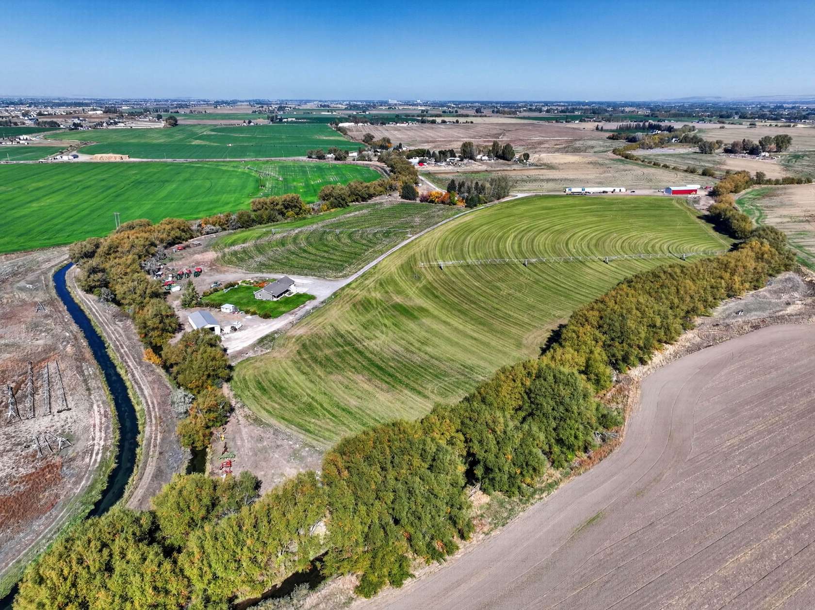 33 Acres of Agricultural & Residential Land for Sale in Shelley, Idaho