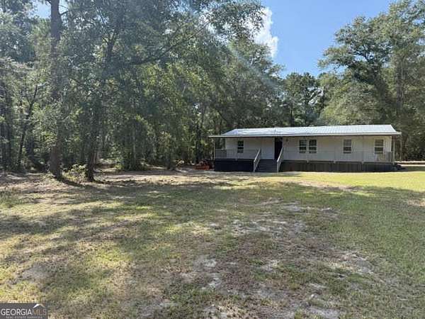 6.2 Acres of Land with Home for Sale in Metter, Georgia