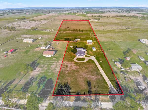 11.5 Acres of Land with Home for Sale in Powell, Texas