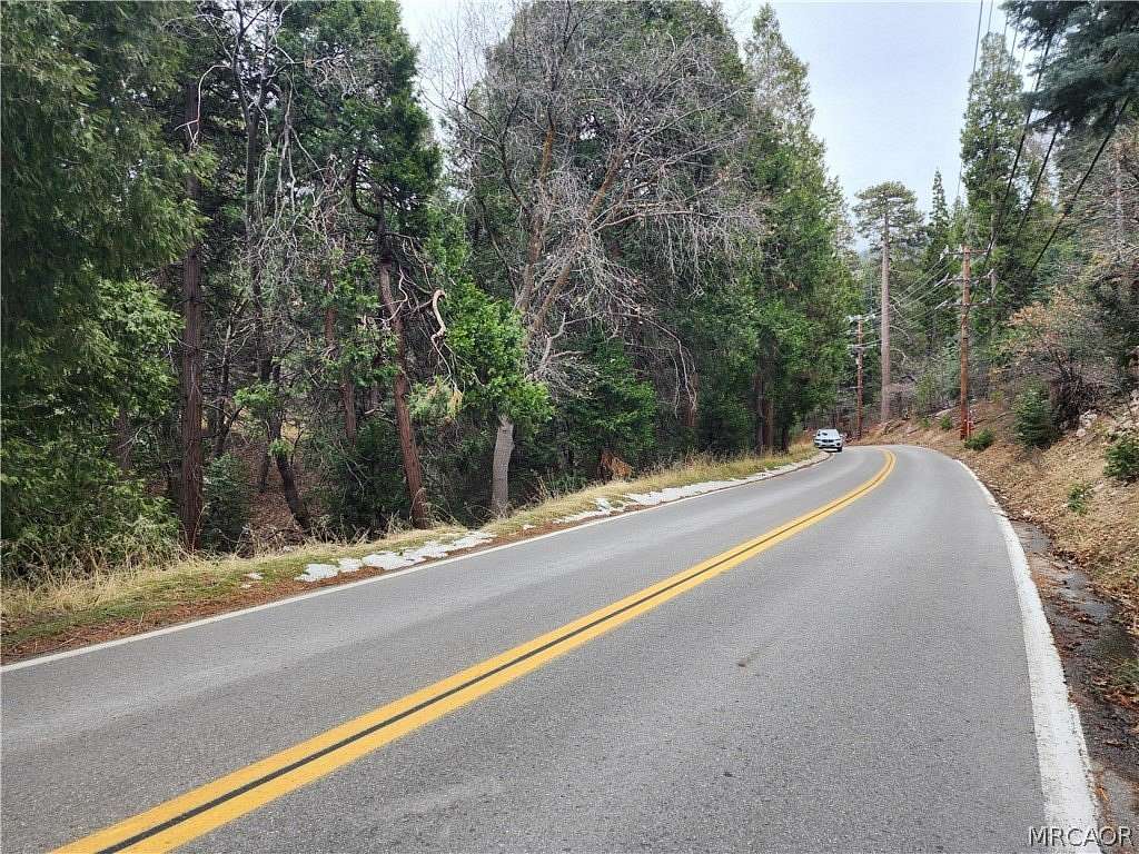 0.78 Acres of Land for Sale in Cedar Glen, California