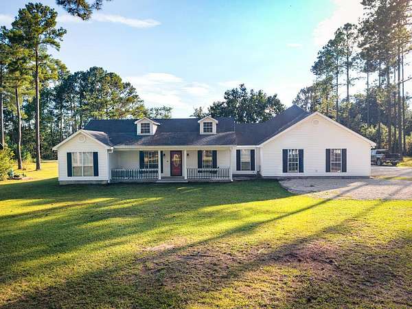 14.1 Acres of Land with Home for Sale in Adel, Georgia