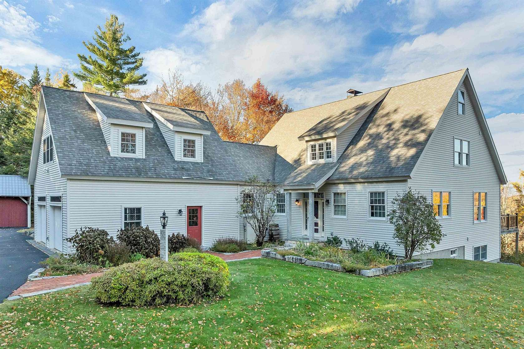 1.5 Acres of Land with Home for Sale in Campton Town, New Hampshire