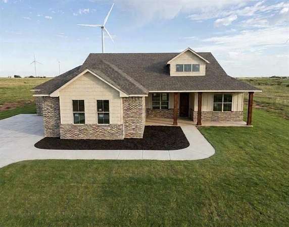 2.5 Acres of Land with Home for Sale in Tuttle, Oklahoma