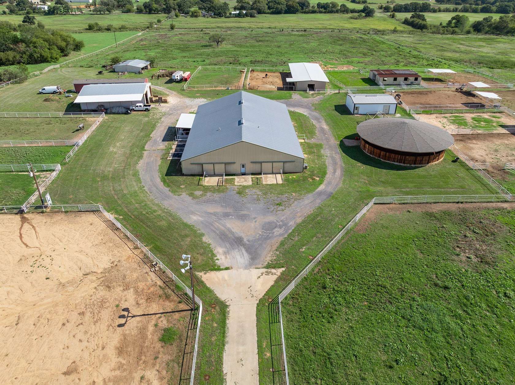 89.7 Acres of Improved Land for Sale in Cleburne, Texas