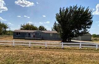 5.8 Acres of Land with Home for Sale in Waxahachie, Texas