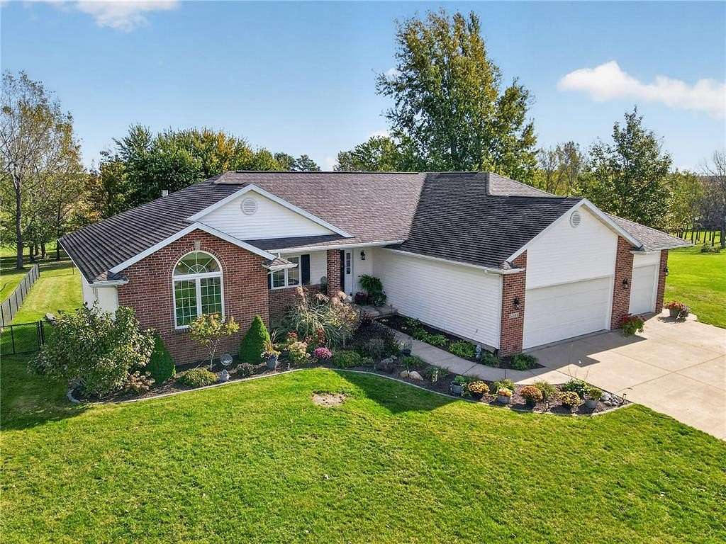 1.7 Acres of Land with Home for Sale in Walker, Iowa