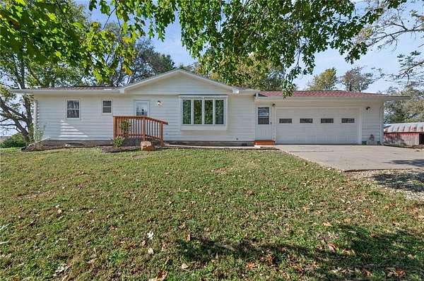 4.15 Acres of Land with Home for Sale in Valley Falls, Kansas