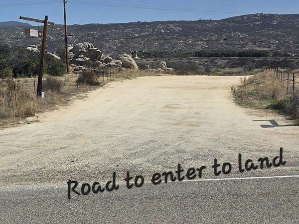 20 Acres of Land for Sale in Hemet, California
