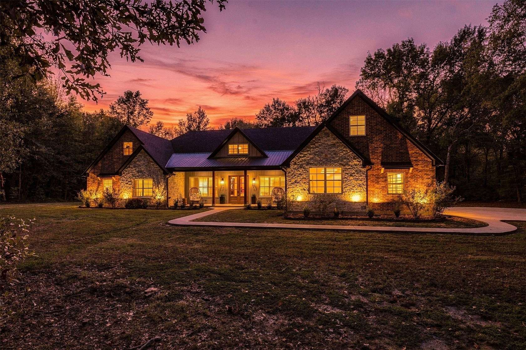 17.4 Acres of Land with Home for Sale in Mount Pleasant, Texas