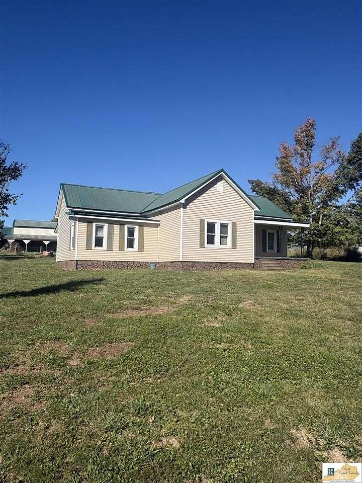 3.24 Acres of Land with Home for Sale in Horse Cave, Kentucky