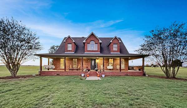 3 Acres of Land with Home for Sale in Murray, Kentucky