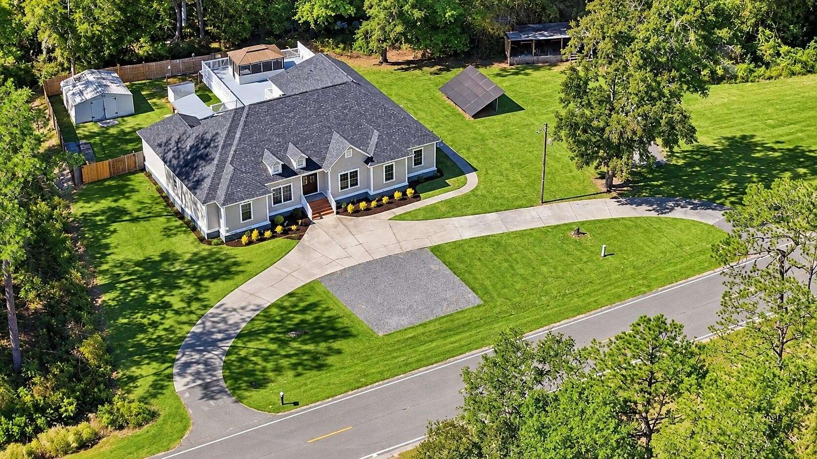 4 Acres of Land with Home for Sale in Adams Run, South Carolina