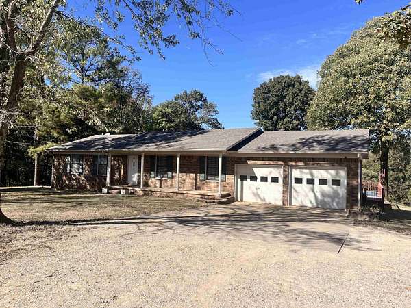 4.26 Acres of Land with Home for Sale in Jonesboro, Arkansas