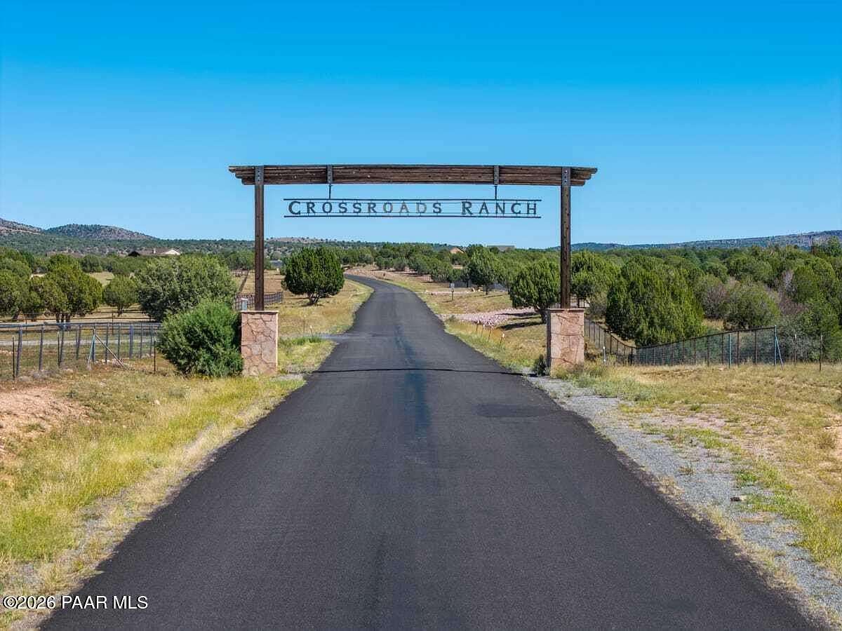24 Acres of Agricultural & Residential Land for Sale in Prescott, Arizona