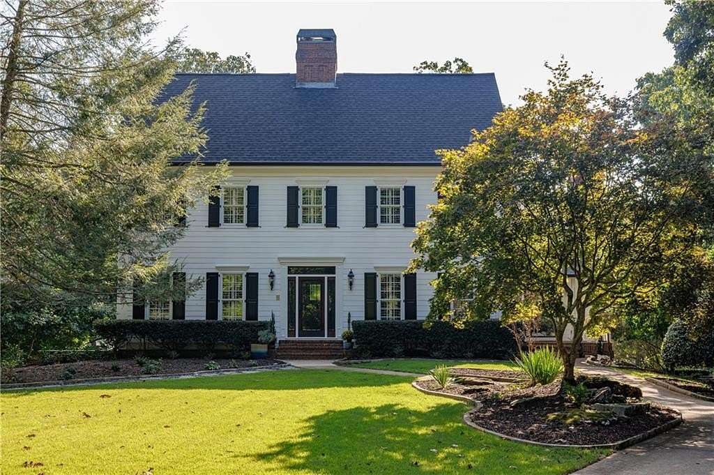 6 Acres of Land with Home for Sale in Canton, Georgia