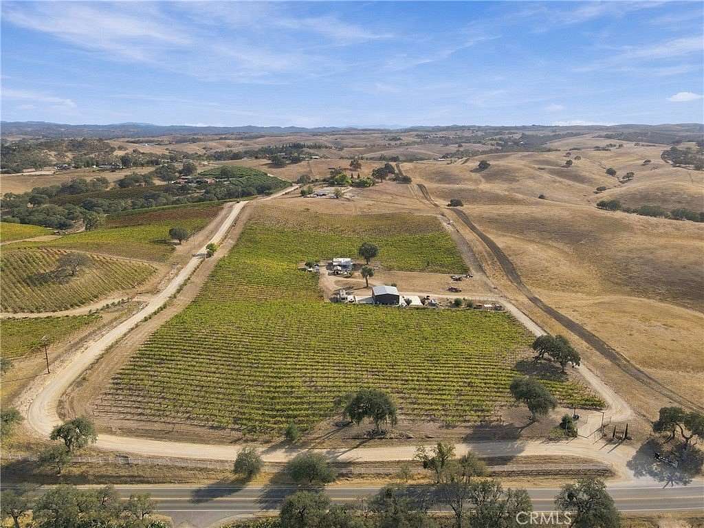 15.3 Acres of Land with Home for Sale in Paso Robles, California